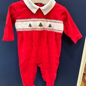 Kissy kissy smocked footie 0-3 month